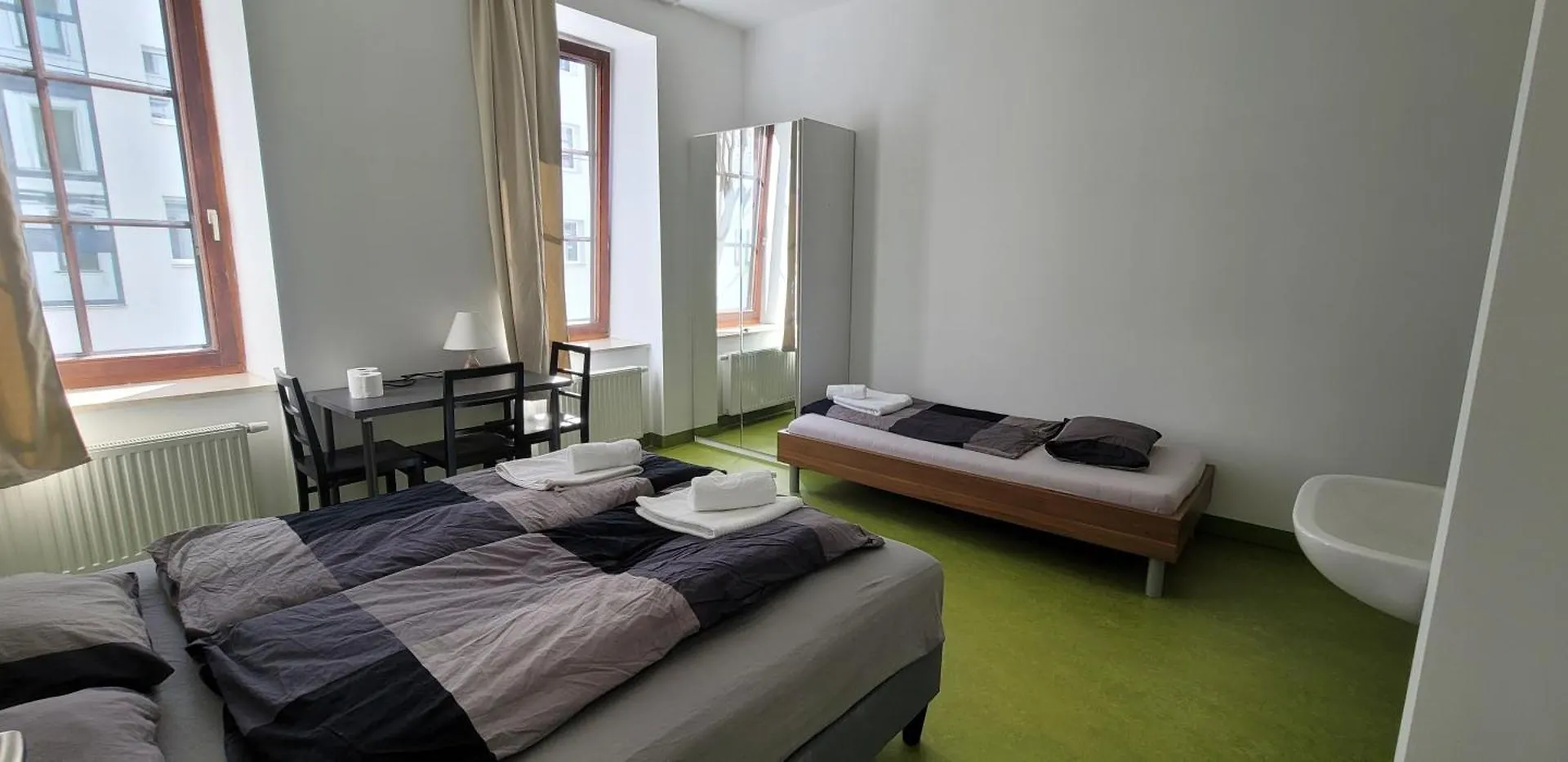 Apartament Tota Studio Viena